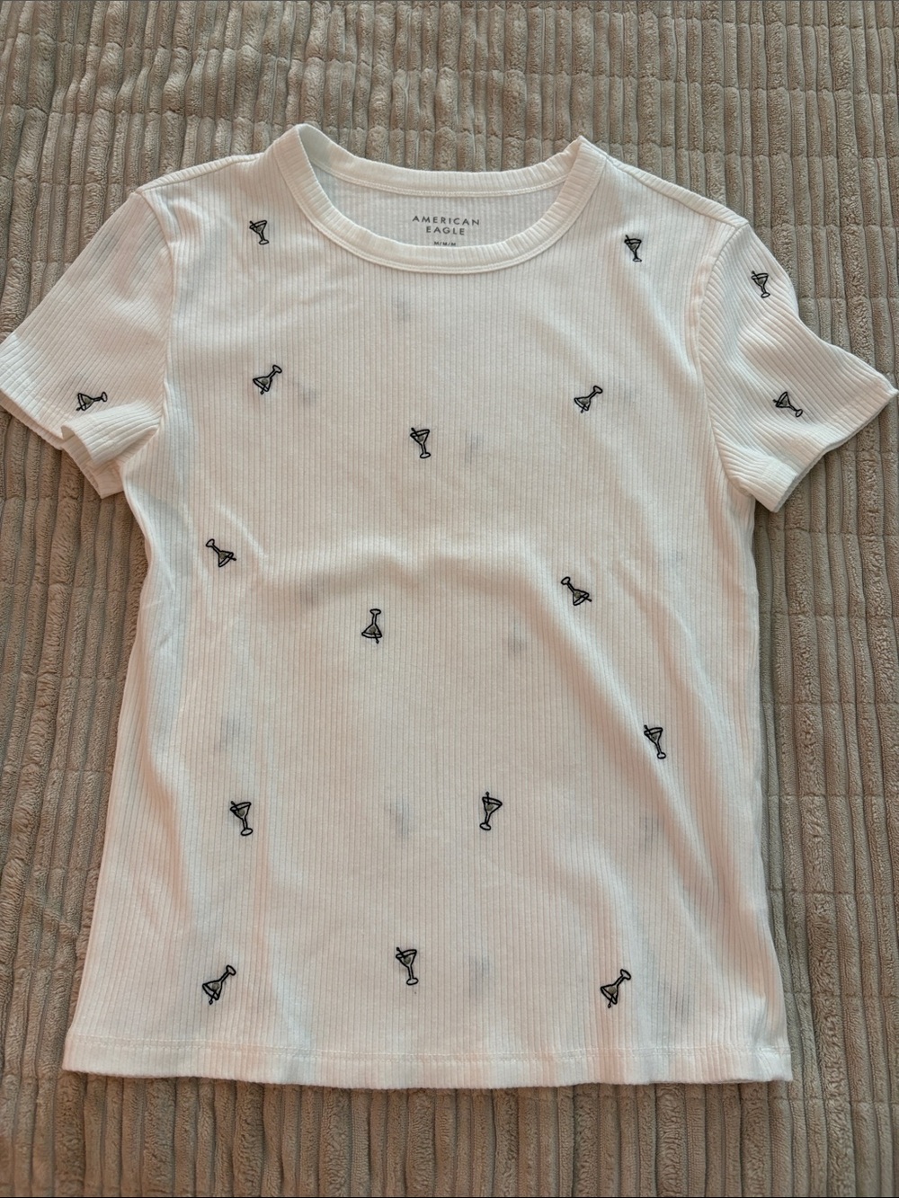 American Eagle White Ribbed Tee with Black Cocktail Embroidery
